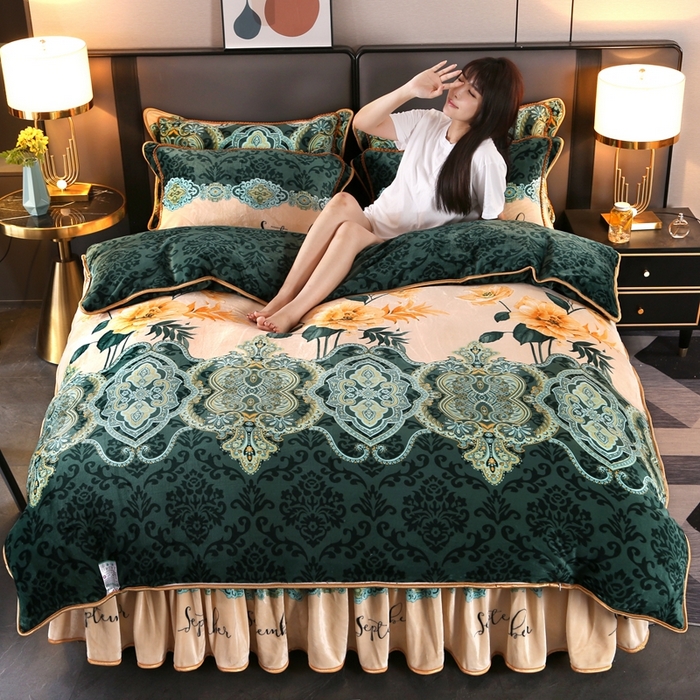 望淮 2025新款230g印花金貂绒牛奶绒四件套 秘密花园绿