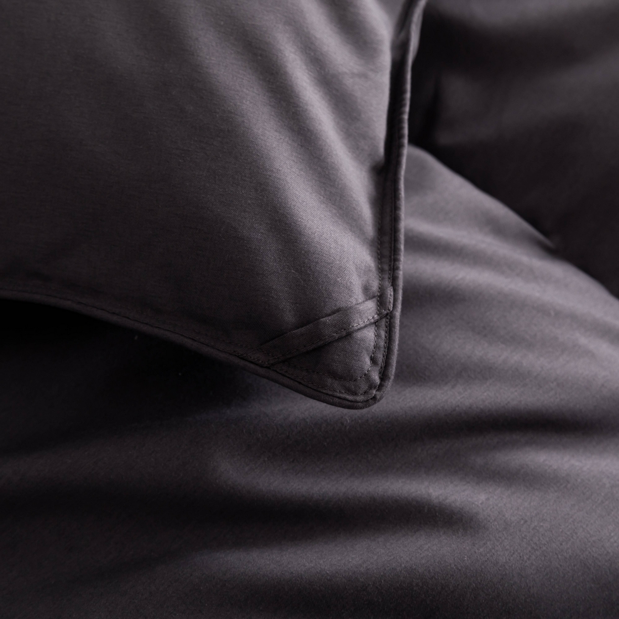 91家纺网 家纺一手货源 找家纺 圣梦莱羽绒家纺 2025款新品跨境出海外贸专供羽绒被（订单）可定制填充重量（gsm） 深灰色