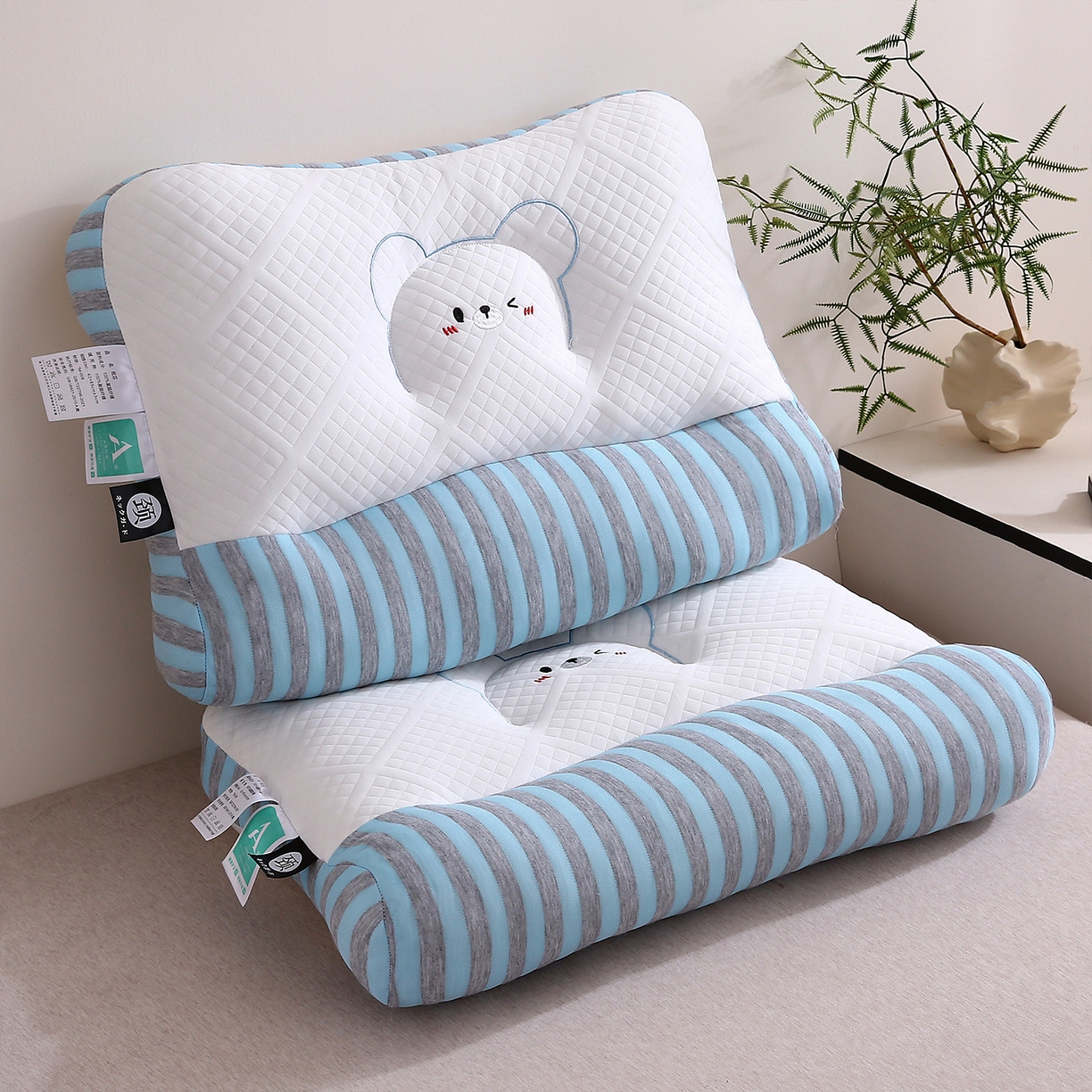 91家纺网 家纺一手货源 找家纺 梦叶草 2025新款SPA护颈椎枕助睡眠情侣反牵引侧睡枕头枕芯 情侣笑脸护颈枕-蓝色