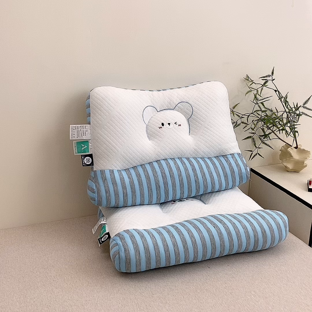 91家纺网 家纺一手货源 找家纺 梦叶草 2025新款SPA护颈椎枕助睡眠情侣反牵引侧睡枕头枕芯 情侣笑脸护颈枕-蓝色