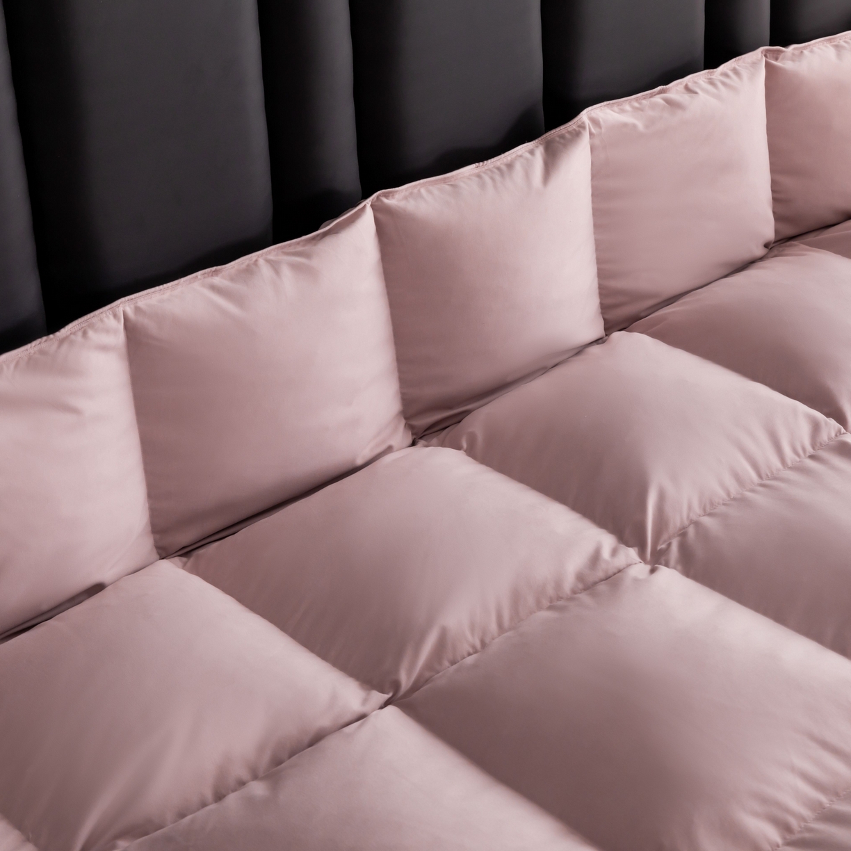 91家纺网 家纺一手货源 找家纺 圣梦莱羽绒家纺 2025款新品跨境出海外贸专供羽绒被（订单）可定制填充重量（gsm） 粉色