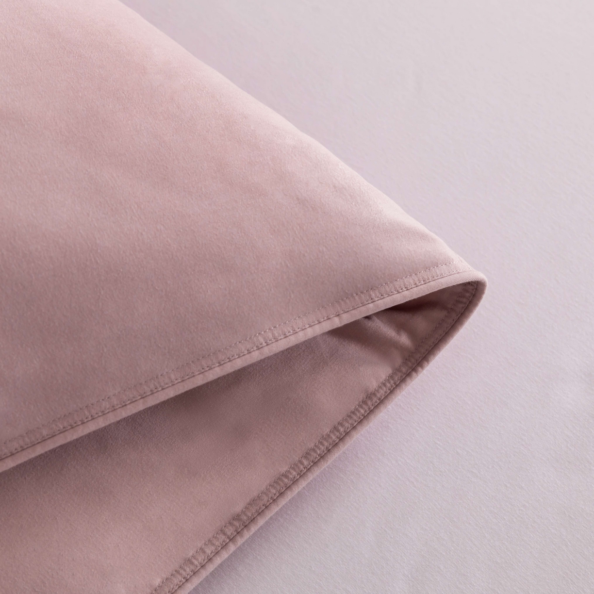 91家纺网 家纺一手货源 找家纺 圣梦莱羽绒家纺 2025款新品跨境出海外贸专供羽绒被（订单）可定制填充重量（gsm） 粉色