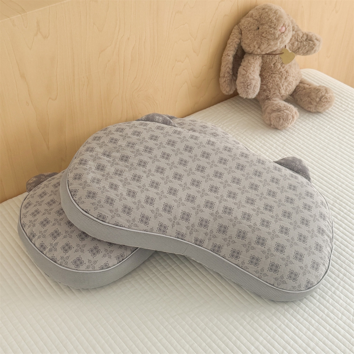 麦肯锡 2025新款可爱猫耳碎花双层纱荞麦枕枕头枕芯 猫耳朵碎花双层纱荞麦枕-灰色