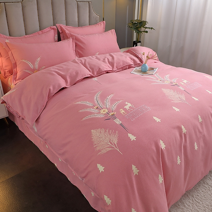 91家纺网 家纺一手货源 找家纺 馨雅家纺 2025新款全棉纯棉磨毛系列四件套 奇异花园-粉