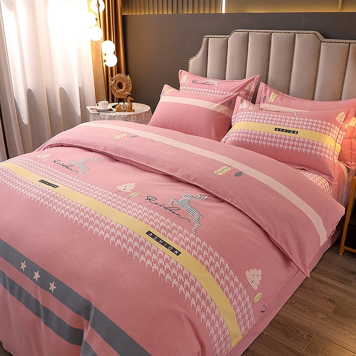 91家纺网 家纺一手货源 找家纺 馨雅家纺 2025新款全棉纯棉磨毛系列四件套 伊拉小镇-粉