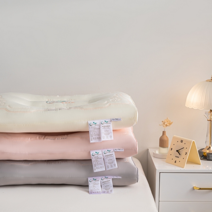 91家纺网 家纺一手货源 找家纺 （总）鼎晟纺 2025新款蚕丝款乳胶成人枕头学生枕芯枕头枕芯