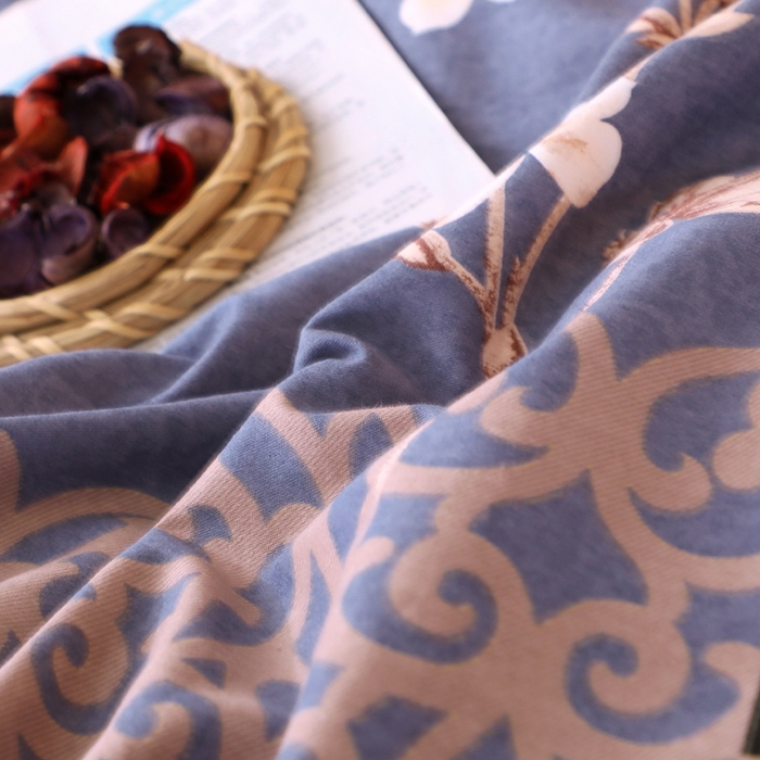 91家纺网 家纺一手货源 找家纺 馨雅家纺 2025新款全棉纯棉磨毛系列四件套 芳菲时光-蓝