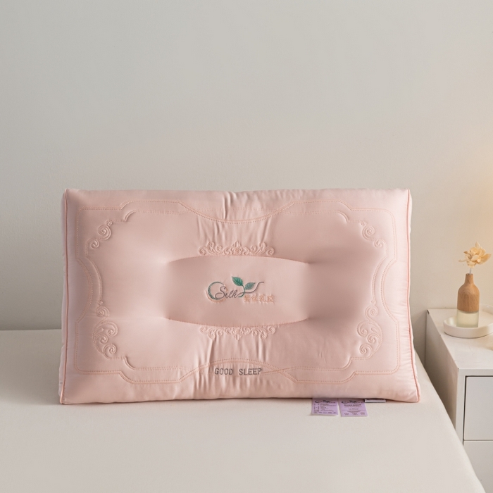 91家纺网 家纺一手货源 找家纺 鼎晟纺 2025新款蚕丝款乳胶成人枕头学生枕芯枕头枕芯 蚕丝款乳胶枕-粉色