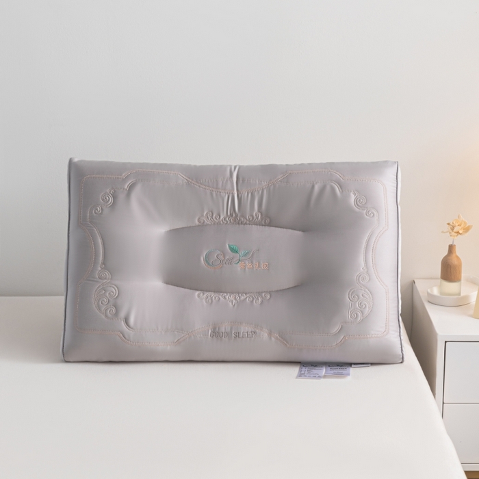 91家纺网 家纺一手货源 找家纺 鼎晟纺 2025新款蚕丝款乳胶成人枕头学生枕芯枕头枕芯 蚕丝款乳胶枕-灰色