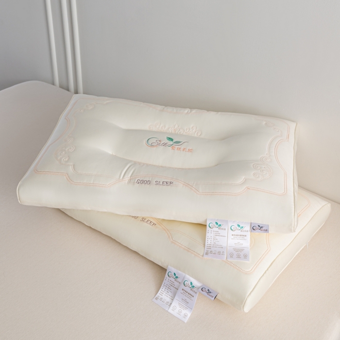 91家纺网 家纺一手货源 找家纺 鼎晟纺 2025新款蚕丝款乳胶成人枕头学生枕芯枕头枕芯 蚕丝款乳胶枕-米白色
