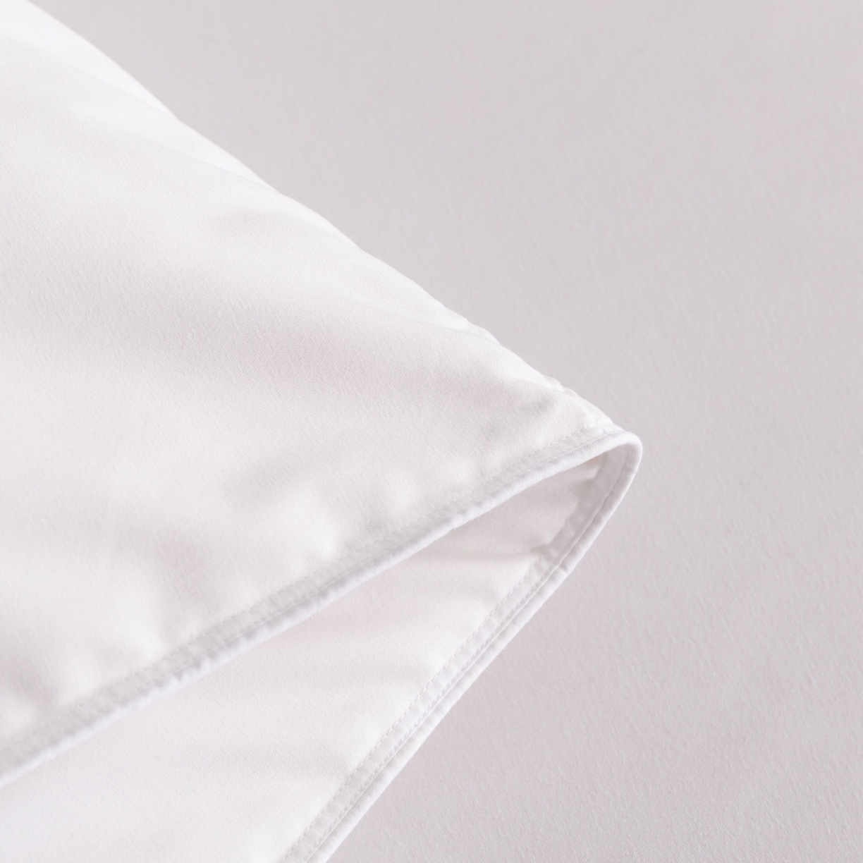 91家纺网 家纺一手货源 找家纺 圣梦莱羽绒家纺 2025款新品跨境出海外贸专供羽绒被（订单）可定制填充重量（gsm） 白色