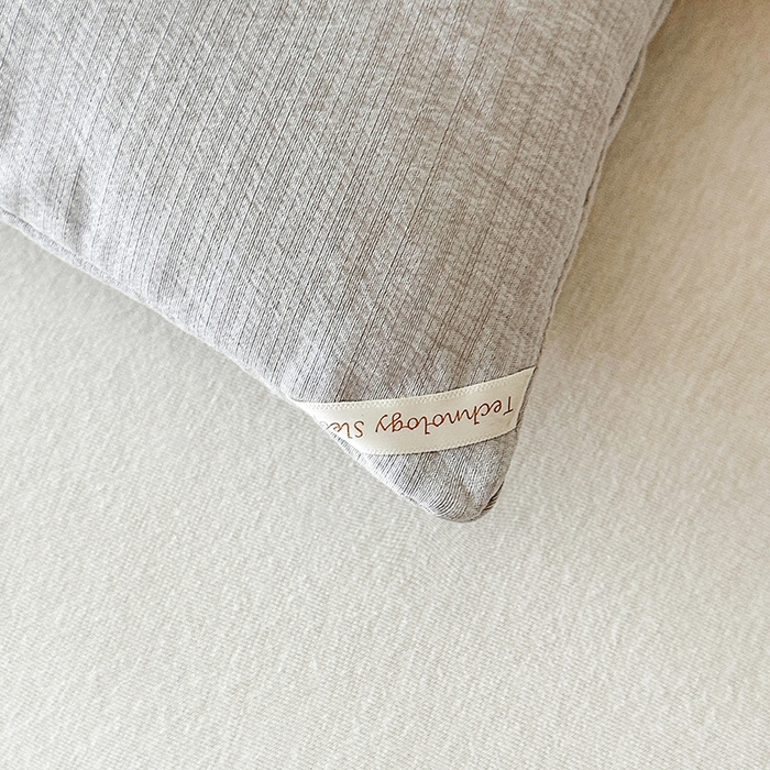 91家纺网 家纺一手货源 找家纺 欧夏家纺 2025新款亲肤舒适皱皱棉小芙提花大豆被被子被芯 雾银灰