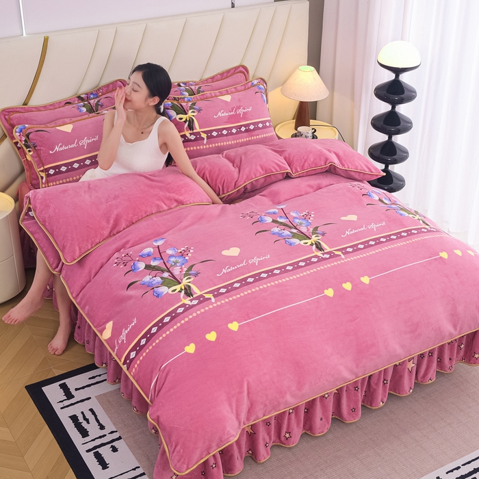 91家纺网 家纺一手货源 找家纺 （总）首选家纺 2025新款加厚保暖牛奶绒金貂绒法莱绒床裙款四件套