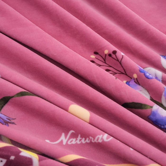 91家纺网 家纺一手货源 找家纺 首选家纺 2025新款加厚保暖牛奶绒金貂绒法莱绒床裙款四件套 花香怡人