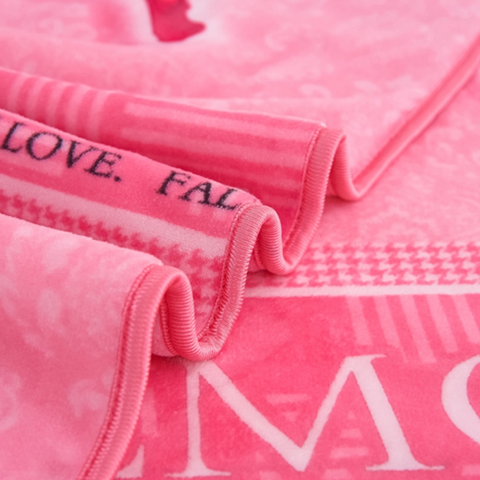 91家纺网 家纺一手货源 找家纺 首选家纺 2025新款加厚保暖牛奶绒金貂绒法莱绒床裙款四件套 翩翩起舞-粉