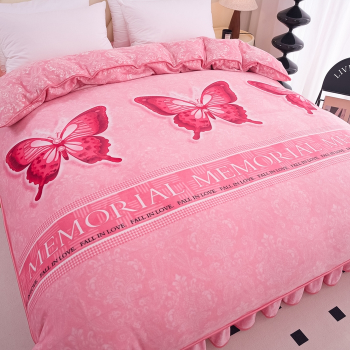 91家纺网 家纺一手货源 找家纺 首选家纺 2025新款加厚保暖牛奶绒金貂绒法莱绒床裙款四件套 翩翩起舞-粉