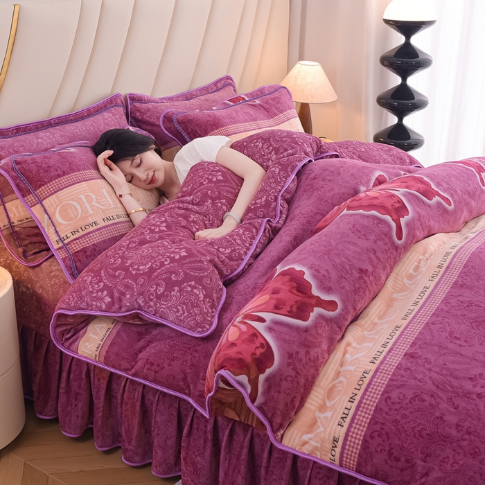 91家纺网 家纺一手货源 找家纺 首选家纺 2025新款加厚保暖牛奶绒金貂绒法莱绒床裙款四件套 翩翩起舞-紫