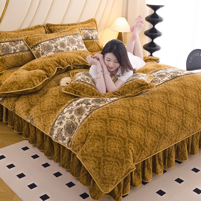 91家纺网 家纺一手货源 找家纺 首选家纺 2025新款加厚保暖牛奶绒金貂绒法莱绒床裙款四件套 秋意
