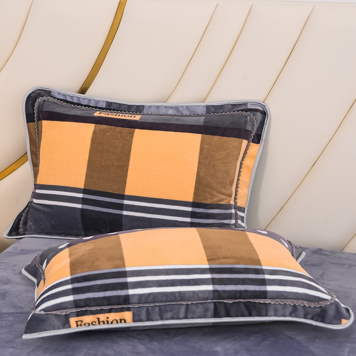 91家纺网 家纺一手货源 找家纺 首选家纺 2025新款加厚保暖牛奶绒金貂绒法莱绒床裙款四件套 绅士格