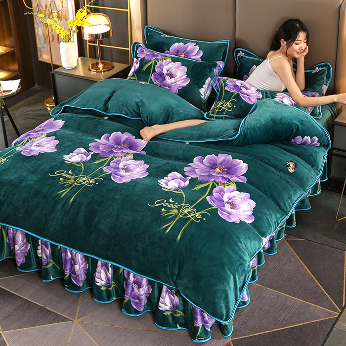 91家纺网 家纺一手货源 找家纺 首选家纺 2025新款加厚保暖牛奶绒金貂绒法莱绒床裙款四件套 水中花