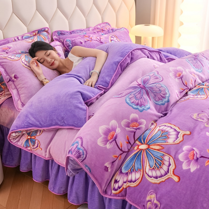 91家纺网 家纺一手货源 找家纺 首选家纺 2025新款加厚保暖牛奶绒金貂绒法莱绒床裙款四件套 紫韵