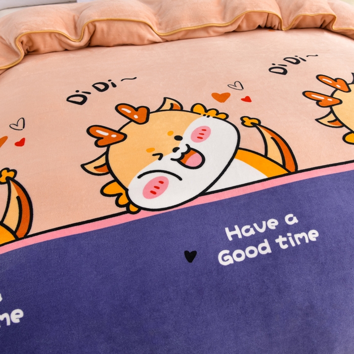 91家纺网 家纺一手货源 找家纺 慕婷家纺 2025新款牛奶绒印花四件套 迪迪龙