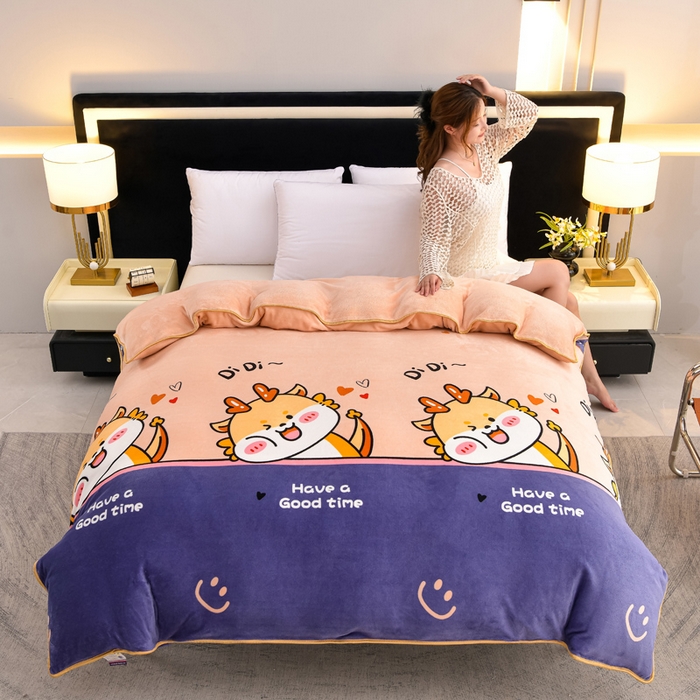 91家纺网 家纺一手货源 找家纺 慕婷家纺 2025新款牛奶绒印花四件套 迪迪龙