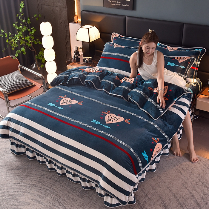 91家纺网 家纺一手货源 找家纺 慕婷家纺 2025新款牛奶绒印花四件套 爱心箭