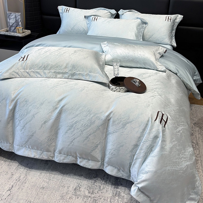 91家纺网 家纺一手货源 找家纺  轻奢风A类贡缎长绒棉提花四件套丝滑裸睡全工艺床单床笠轻奢风爆款天丝床上用品 丝蕴-柔雾蓝