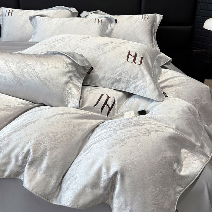 91家纺网 家纺一手货源 找家纺 轻奢风A类贡缎长绒棉提花四件套丝滑裸睡全工艺床单床笠轻奢风爆款天丝床上用品 丝蕴-蒂奥银