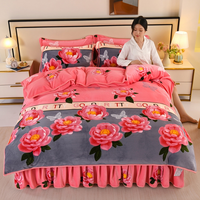 91家纺网 家纺一手货源 找家纺 望淮 2025新款230g印花金貂绒牛奶绒四件套 花香怡然