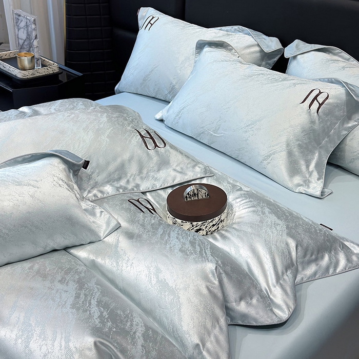 91家纺网 家纺一手货源 找家纺 轻奢风A类贡缎长绒棉提花四件套丝滑裸睡全工艺床单床笠轻奢风爆款天丝床上用品 丝蕴-柔雾蓝