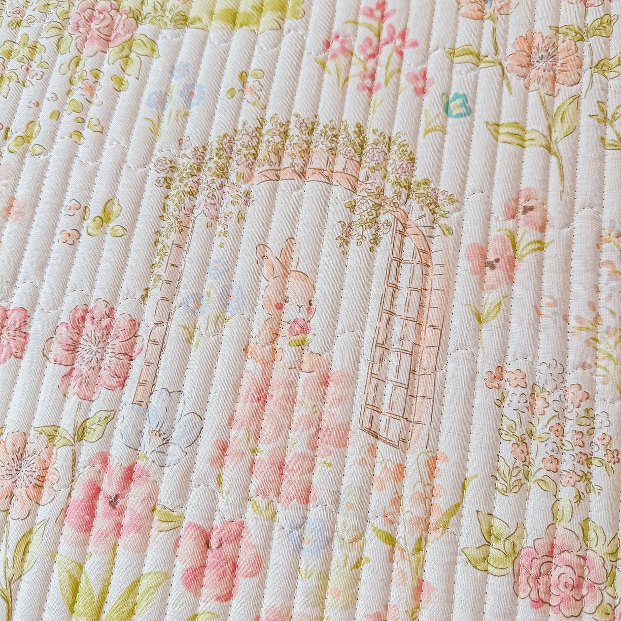 91家纺网 家纺一手货源 找家纺 恒尚居 2025新款全棉双层纱学生床垫纯棉床盖床褥垫软床垫床护垫-四季款-系列一 【秘境庄园】纯棉-双层纱