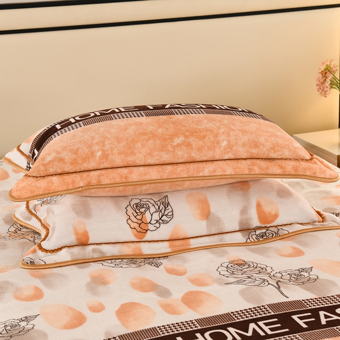 91家纺网 家纺一手货源 找家纺 望淮 2025新款230g印花金貂绒牛奶绒四件套 雨花石