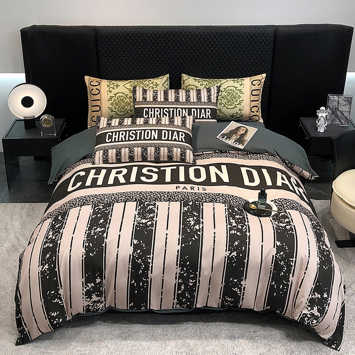 91家纺网 家纺一手货源 找家纺 （总）奥汀洛家纺 2025新款轻奢潮牌数码大版亲肤棉磨毛四件套