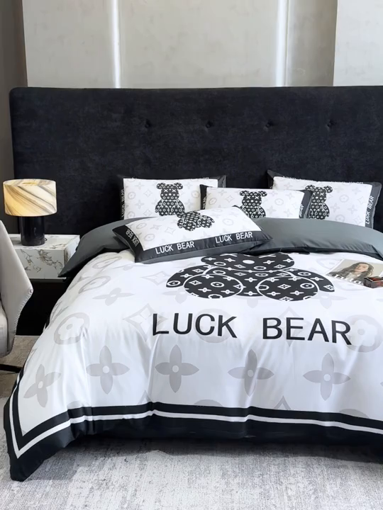 91家纺网 家纺一手货源 找家纺 （总）奥汀洛家纺 2025新款轻奢潮牌数码大版亲肤棉磨毛四件套