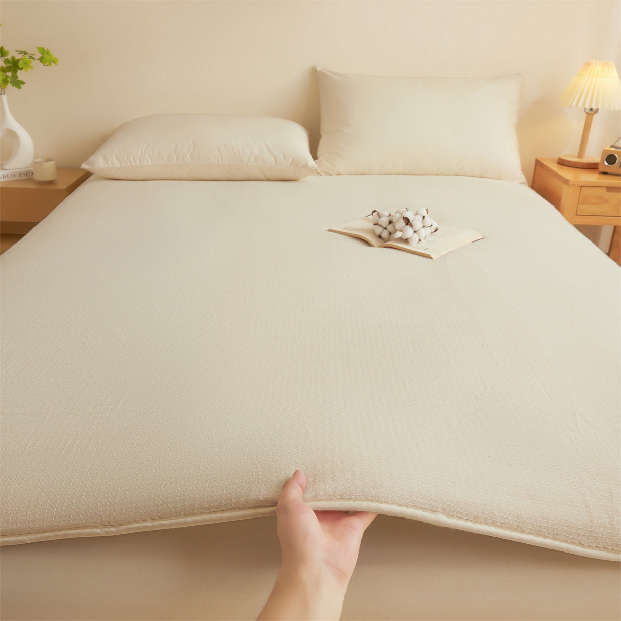 91家纺网 家纺一手货源 找家纺 （总）梵蒂莎 2025新款亲肤鱼鳞纹棉胎床褥床垫被子可盖可垫-大床