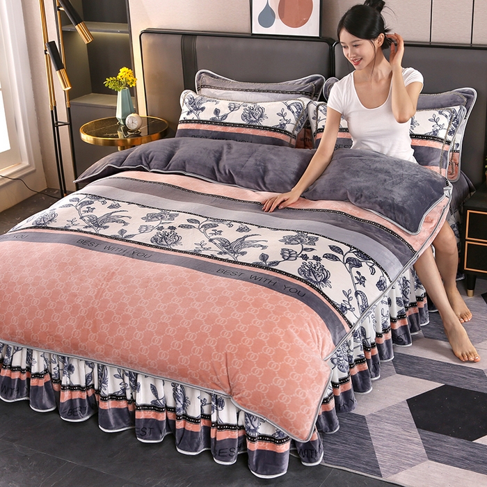 91家纺网 家纺一手货源 找家纺 望淮 2025新款230g印花金貂绒牛奶绒四件套 温情花语