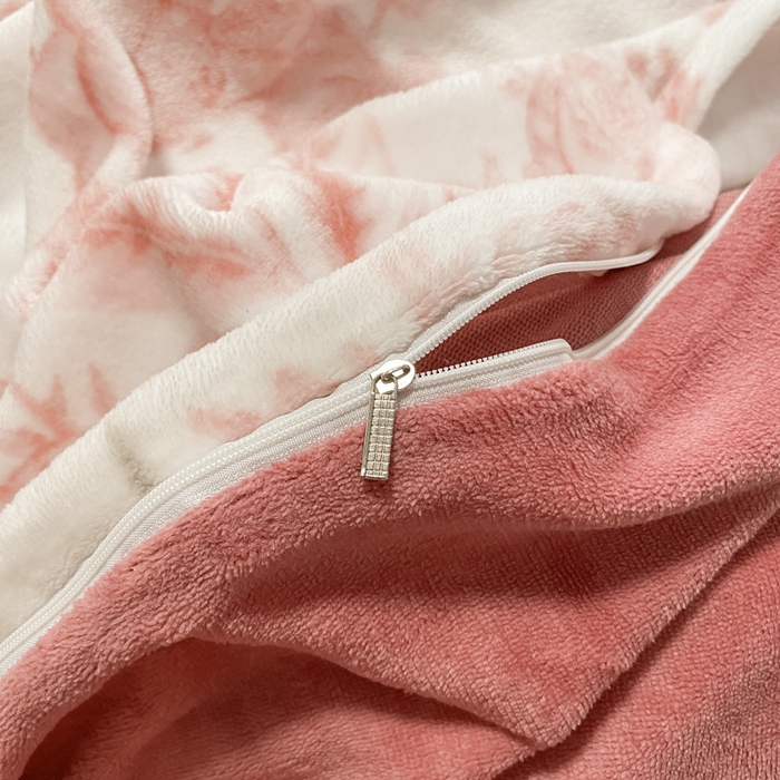 91家纺网 家纺一手货源 找家纺 新印象 2025新款牛奶绒印花四件套 似水流年-粉