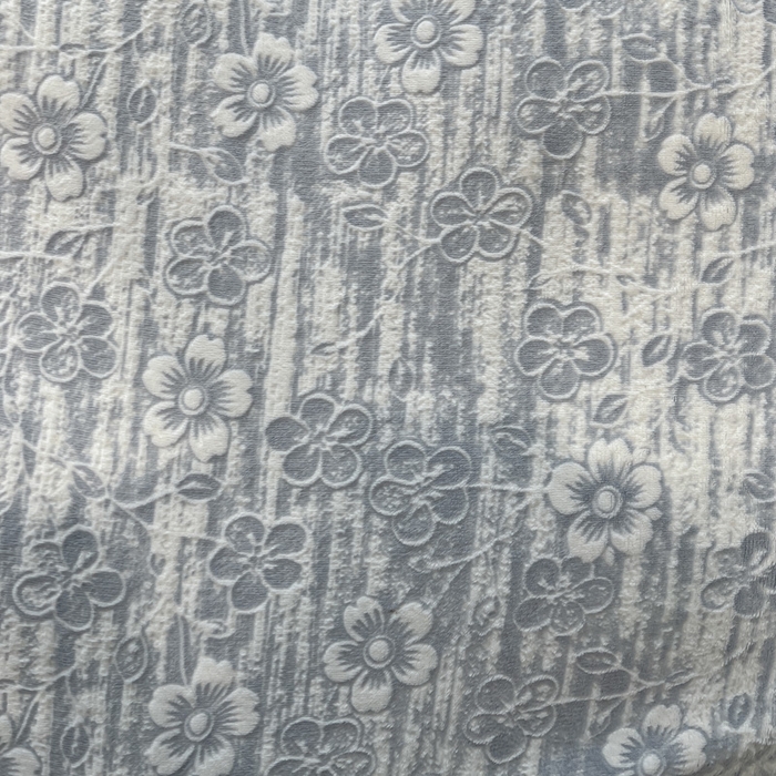 91家纺网 家纺一手货源 找家纺 忆生活家纺 2025新款秋冬韩版公主风5D立体雕花牛奶绒四件套 秋日花语-晴蓝