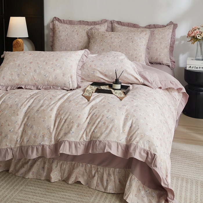 91家纺网 家纺一手货源 找家纺 金纱玉纺家纺 2025韩版数码印花加厚100%棉四件套 花语初晴-豆沙