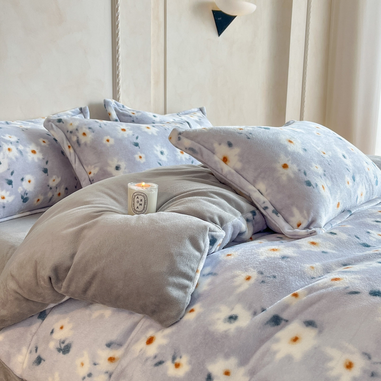 91家纺网 家纺一手货源 找家纺 川悦生活 2025新款轻奢风高克重牛奶绒印花保暖四件套 小苏花瑟