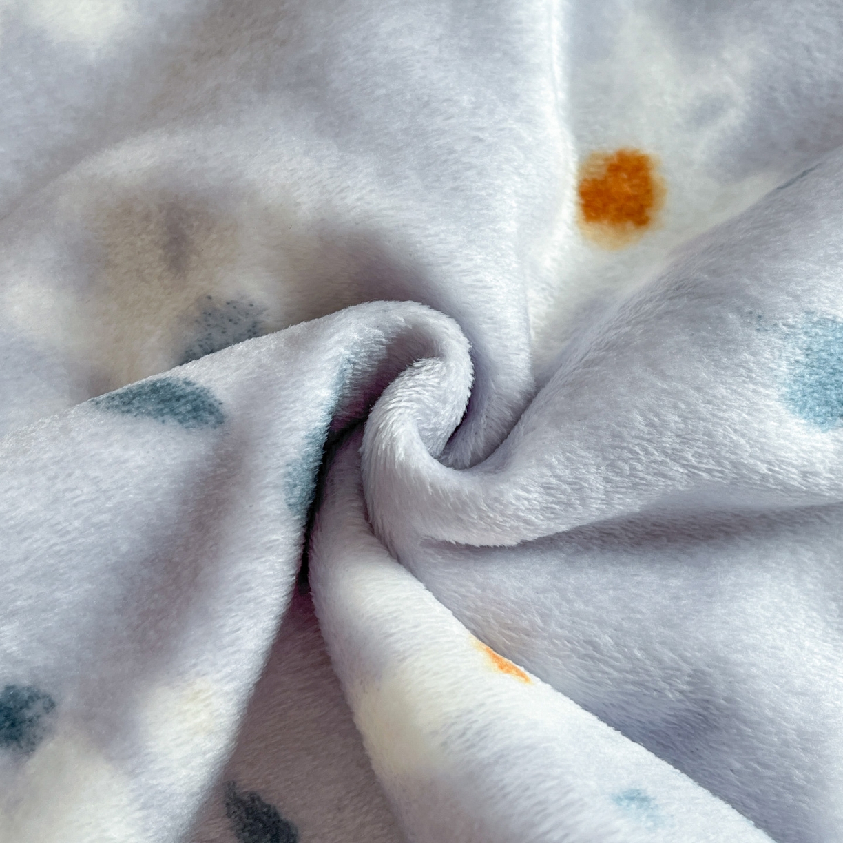 91家纺网 家纺一手货源 找家纺 川悦生活 2025新款轻奢风高克重牛奶绒印花保暖四件套 小苏花瑟