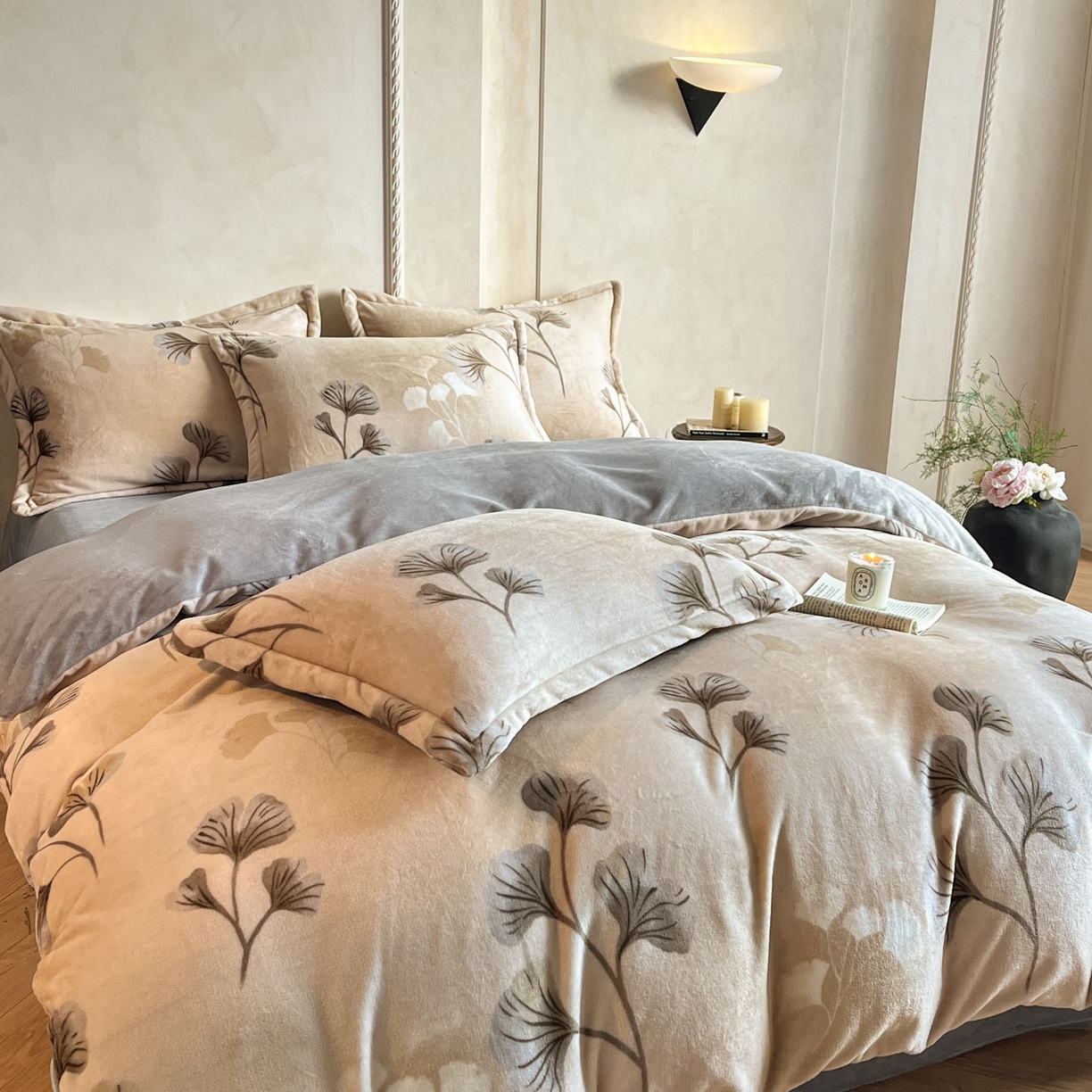 91家纺网 家纺一手货源 找家纺 川悦生活 2025新款轻奢风高克重牛奶绒印花保暖四件套 沐月银杏