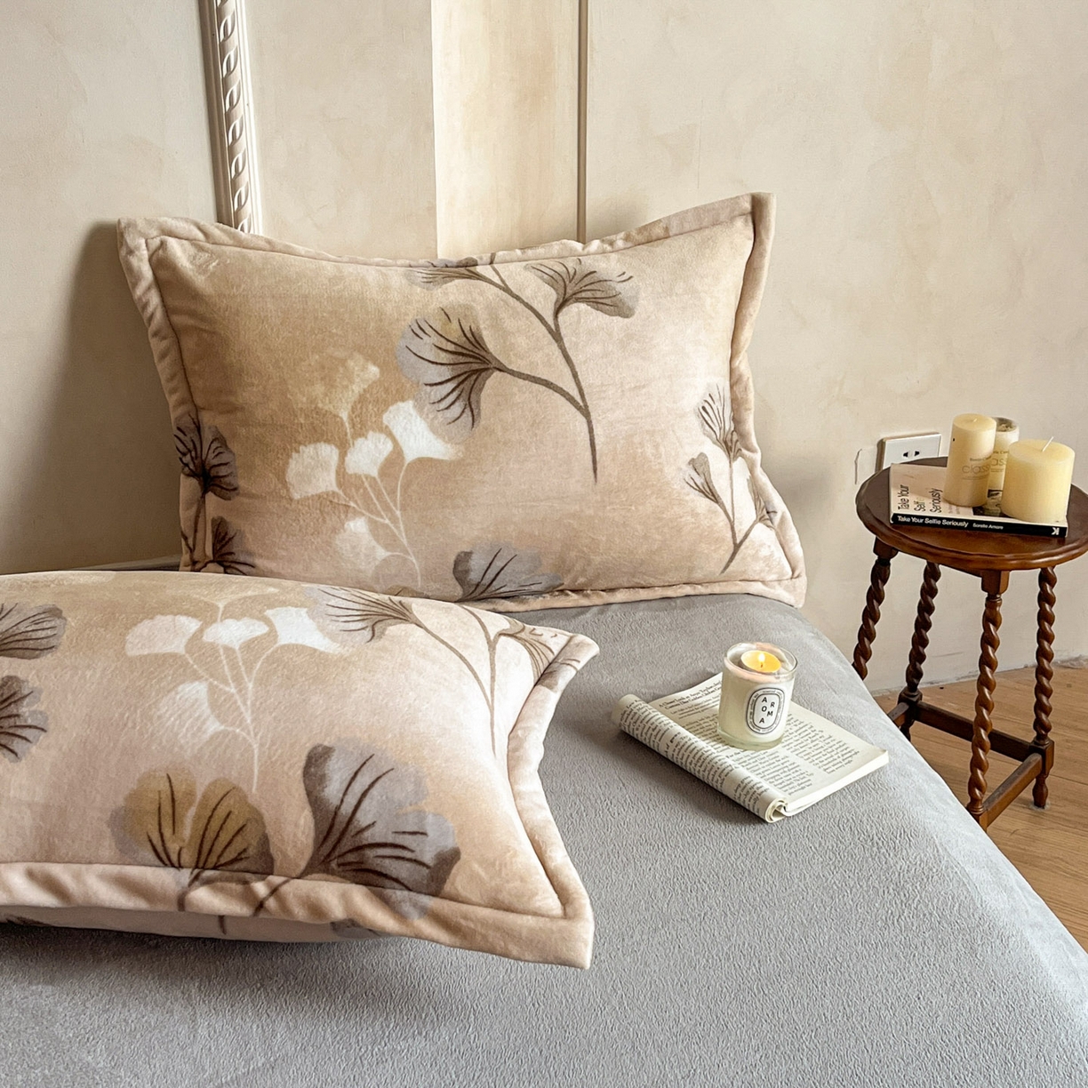 91家纺网 家纺一手货源 找家纺 川悦生活 2025新款轻奢风高克重牛奶绒印花保暖四件套 沐月银杏