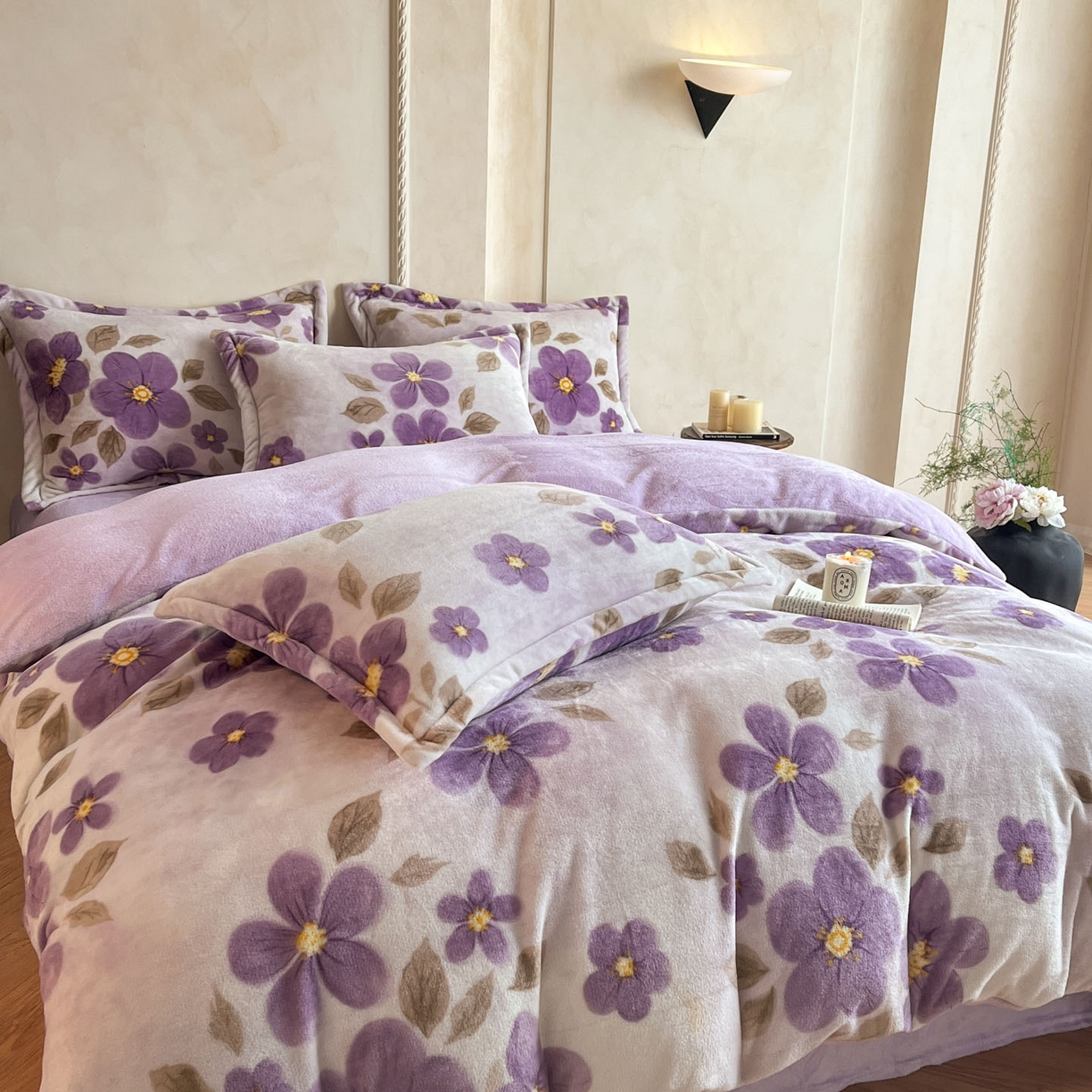 91家纺网 家纺一手货源 找家纺 川悦生活 2025新款轻奢风高克重牛奶绒印花保暖四件套 香妃沐光