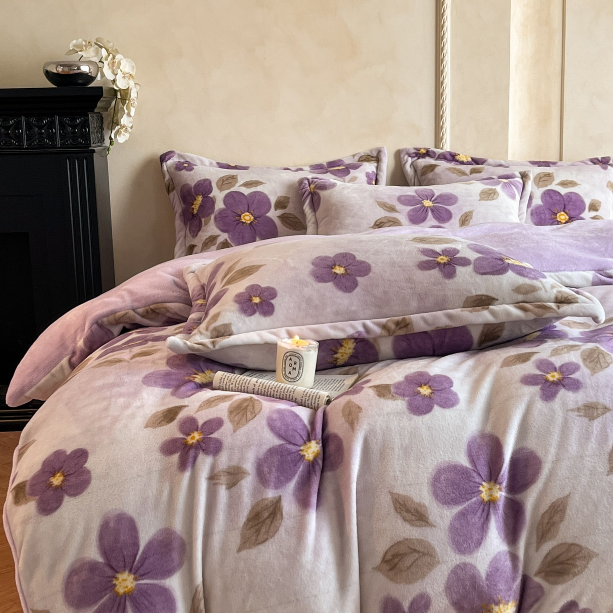 91家纺网 家纺一手货源 找家纺 川悦生活 2025新款轻奢风高克重牛奶绒印花保暖四件套 香妃沐光