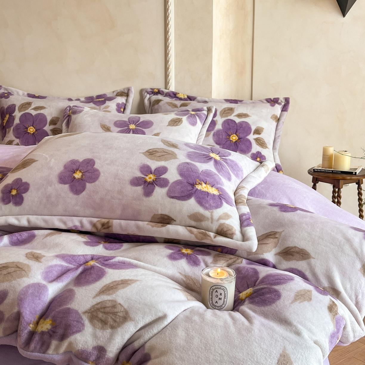 91家纺网 家纺一手货源 找家纺 川悦生活 2025新款轻奢风高克重牛奶绒印花保暖四件套 香妃沐光