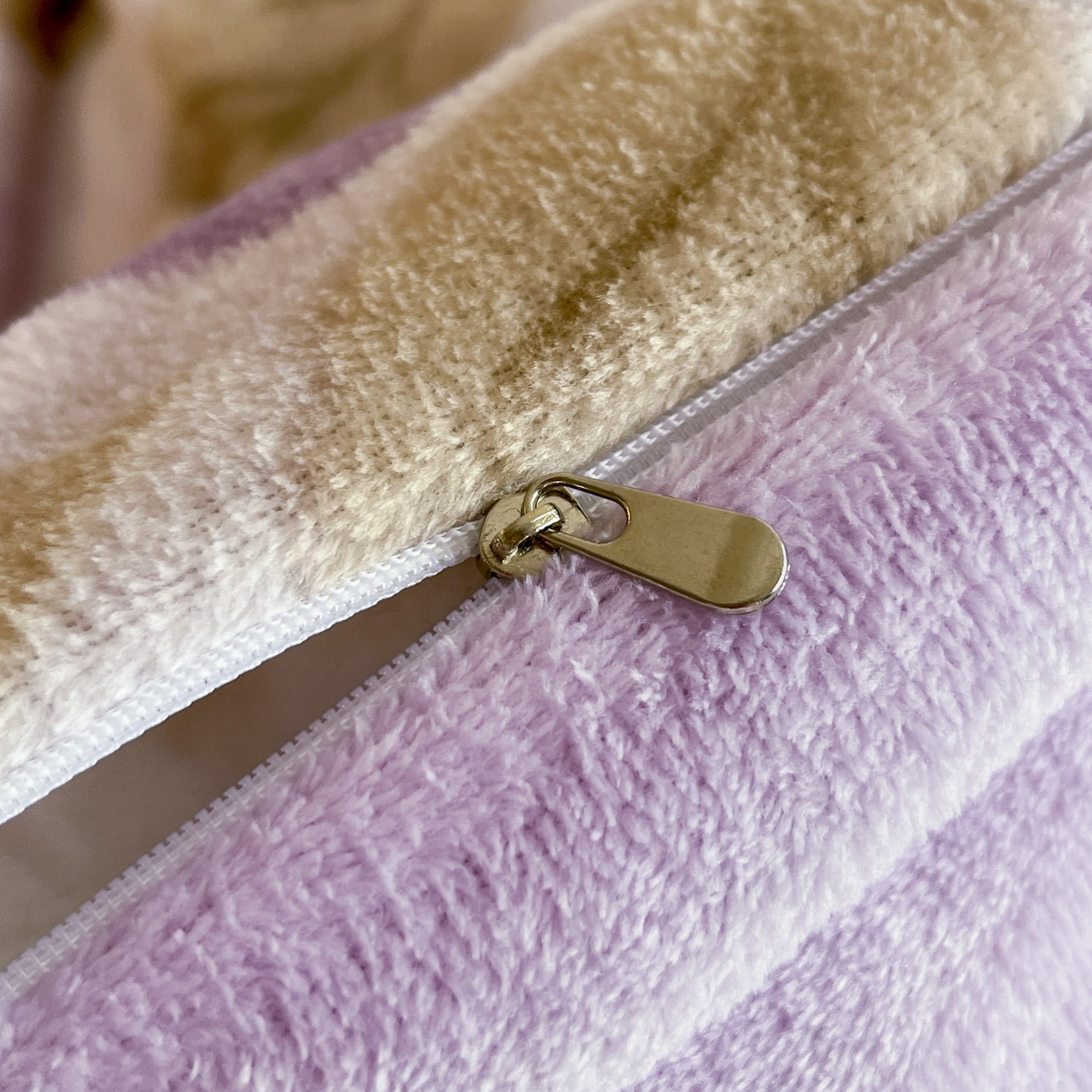 91家纺网 家纺一手货源 找家纺 川悦生活 2025新款轻奢风高克重牛奶绒印花保暖四件套 香妃沐光