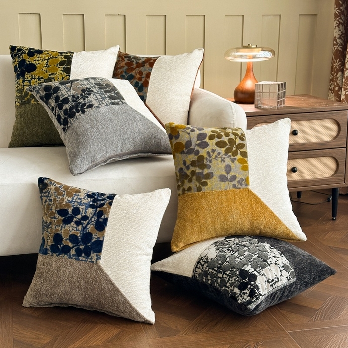 91家纺网 家纺一手货源 找家纺 （总）新奇异 2025新款雪尼尔三拼水墨叶抱枕